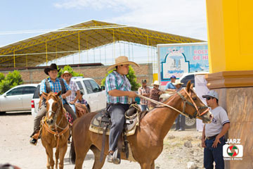 Cabalgata 43