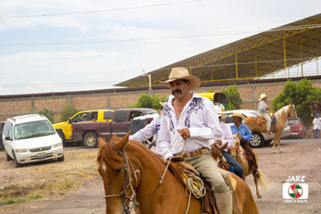 Cabalgata 35