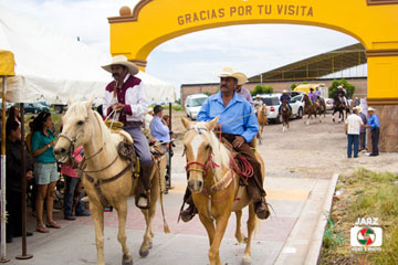 Cabalgata 37